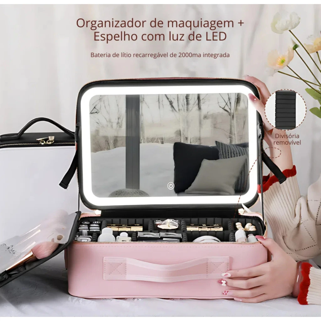 Maleta de maquiagem rosa com espelho iluminado em uso